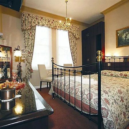 B&B The Farthings 요크