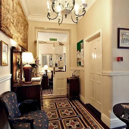 法尔特英斯酒店