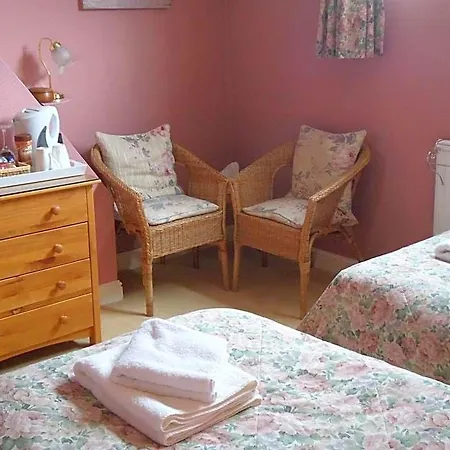 Bed & Breakfast The Farthings 4*