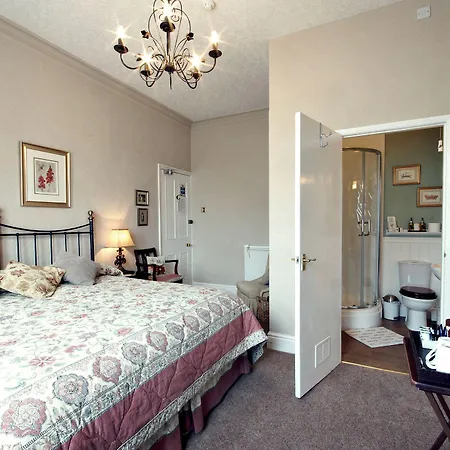 The Farthings Bed & Breakfast