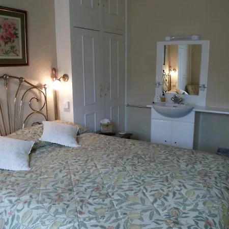 The Farthings Bed & Breakfast