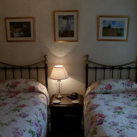 Bed & Breakfast The Farthings 4*